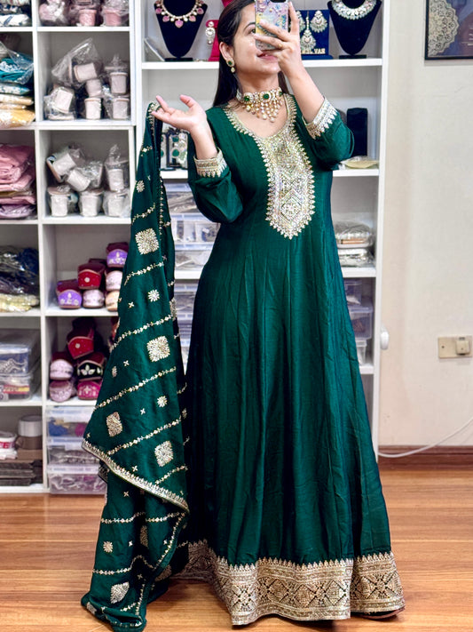 PREMIUM SILK ANARKALI(Free size stitch)