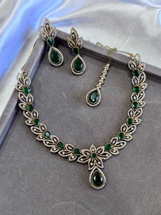 Premium ad necklace set