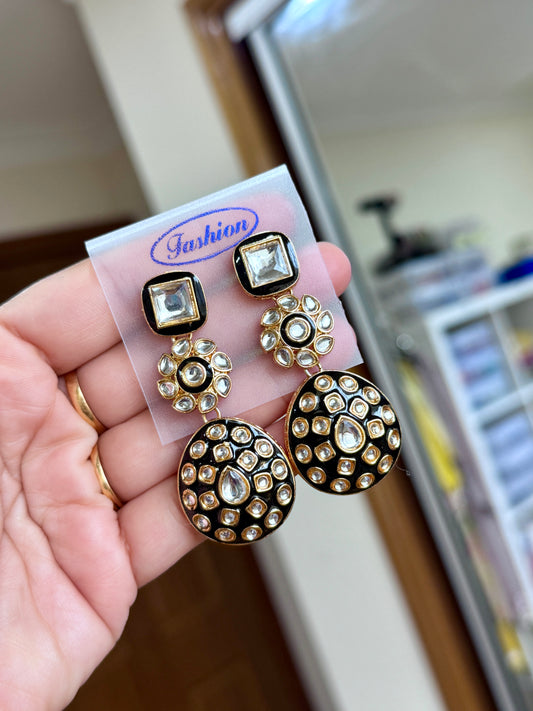Kundan earrings(Black)