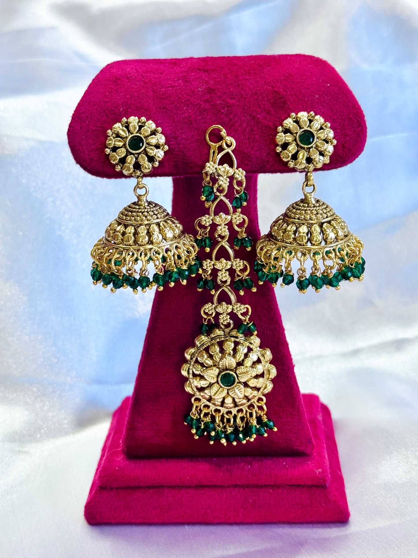 Gold plated necklace set