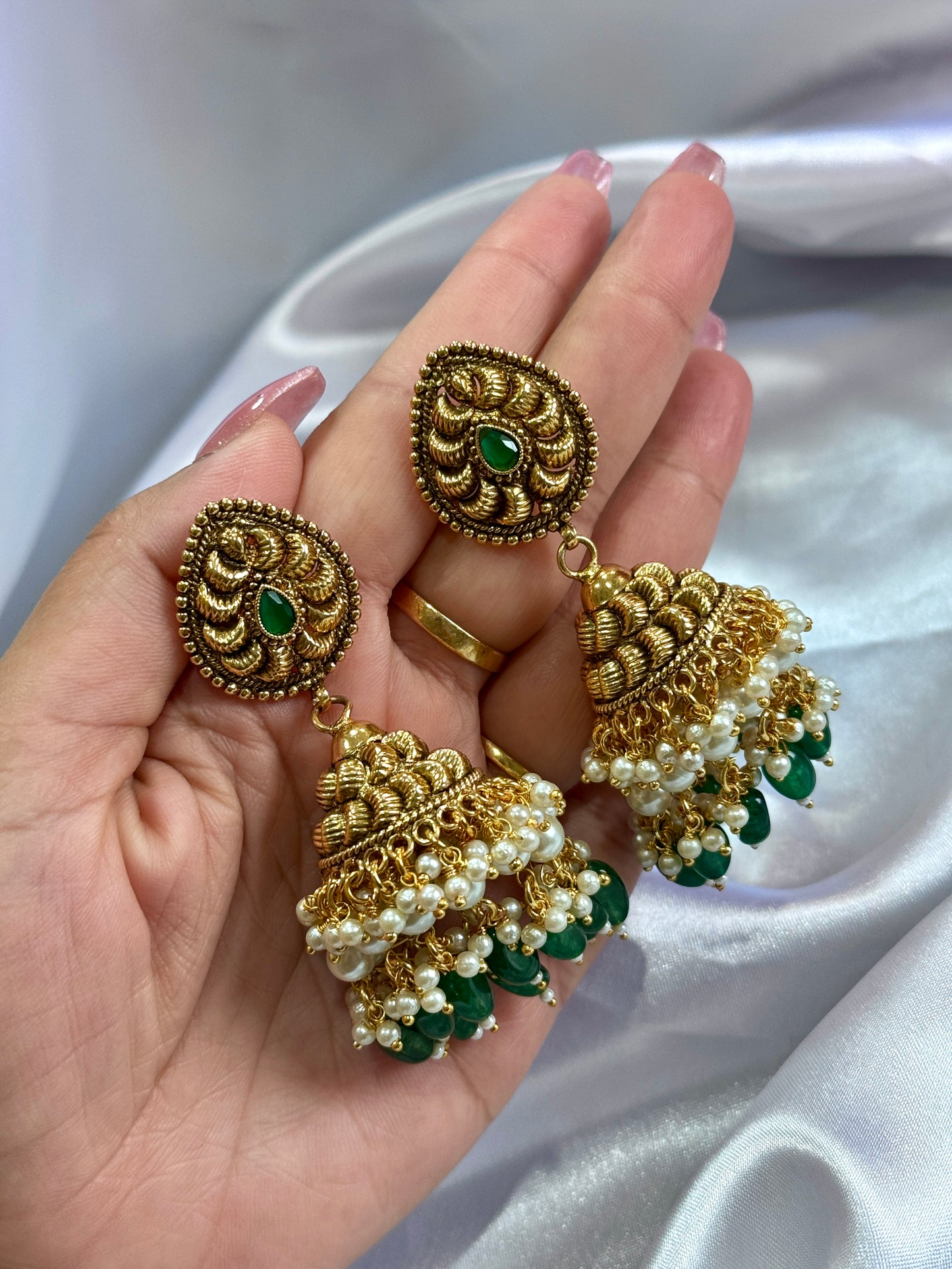 Gold plated chokar set