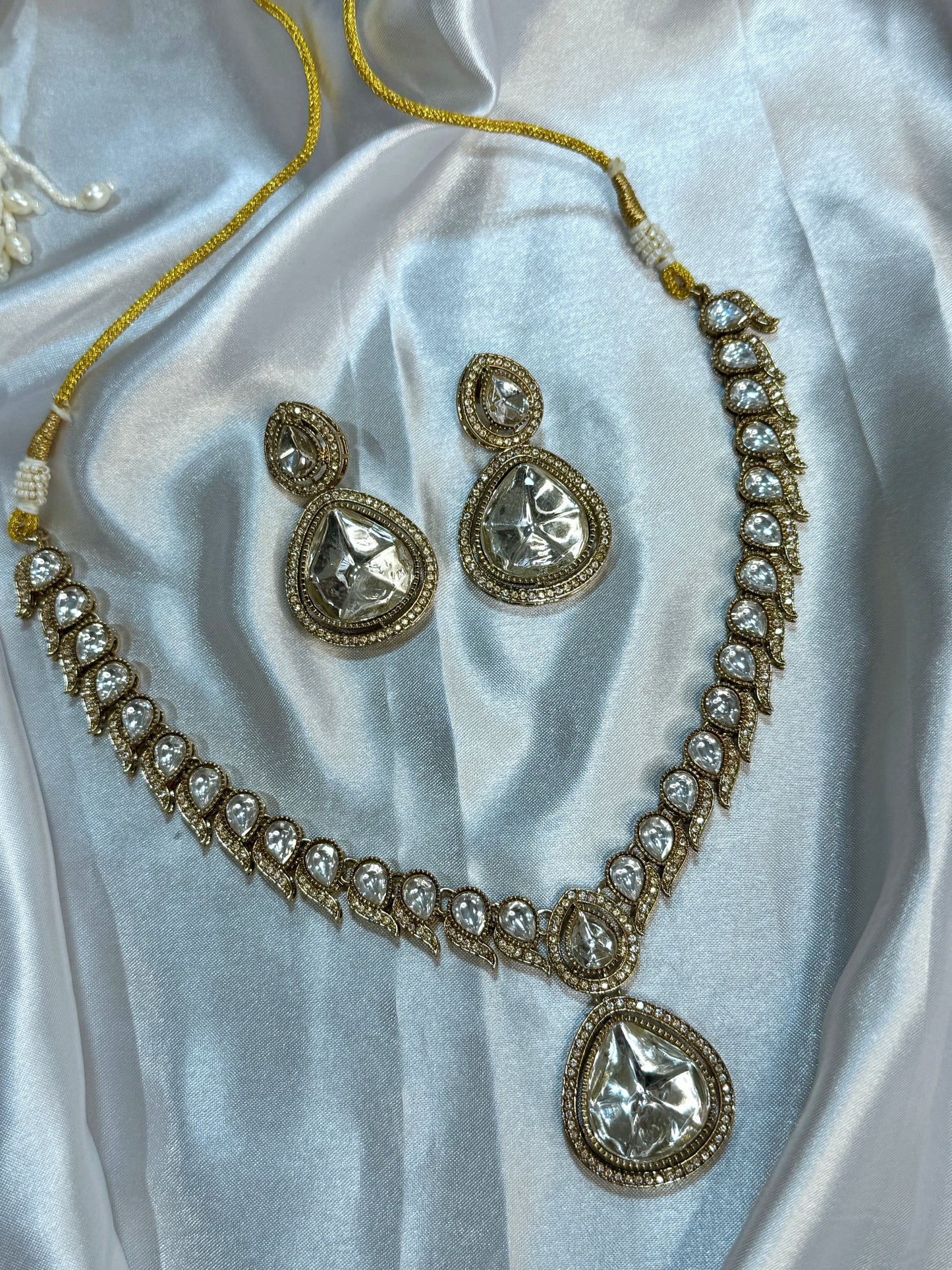 Premium kundan necklace