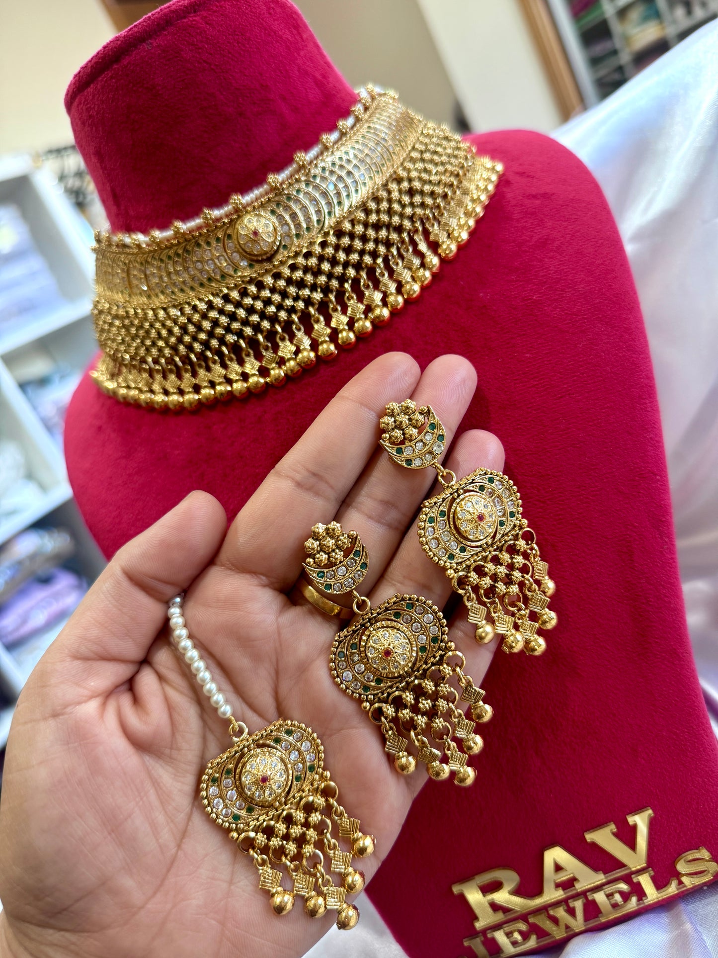 Gold plated necklace set
