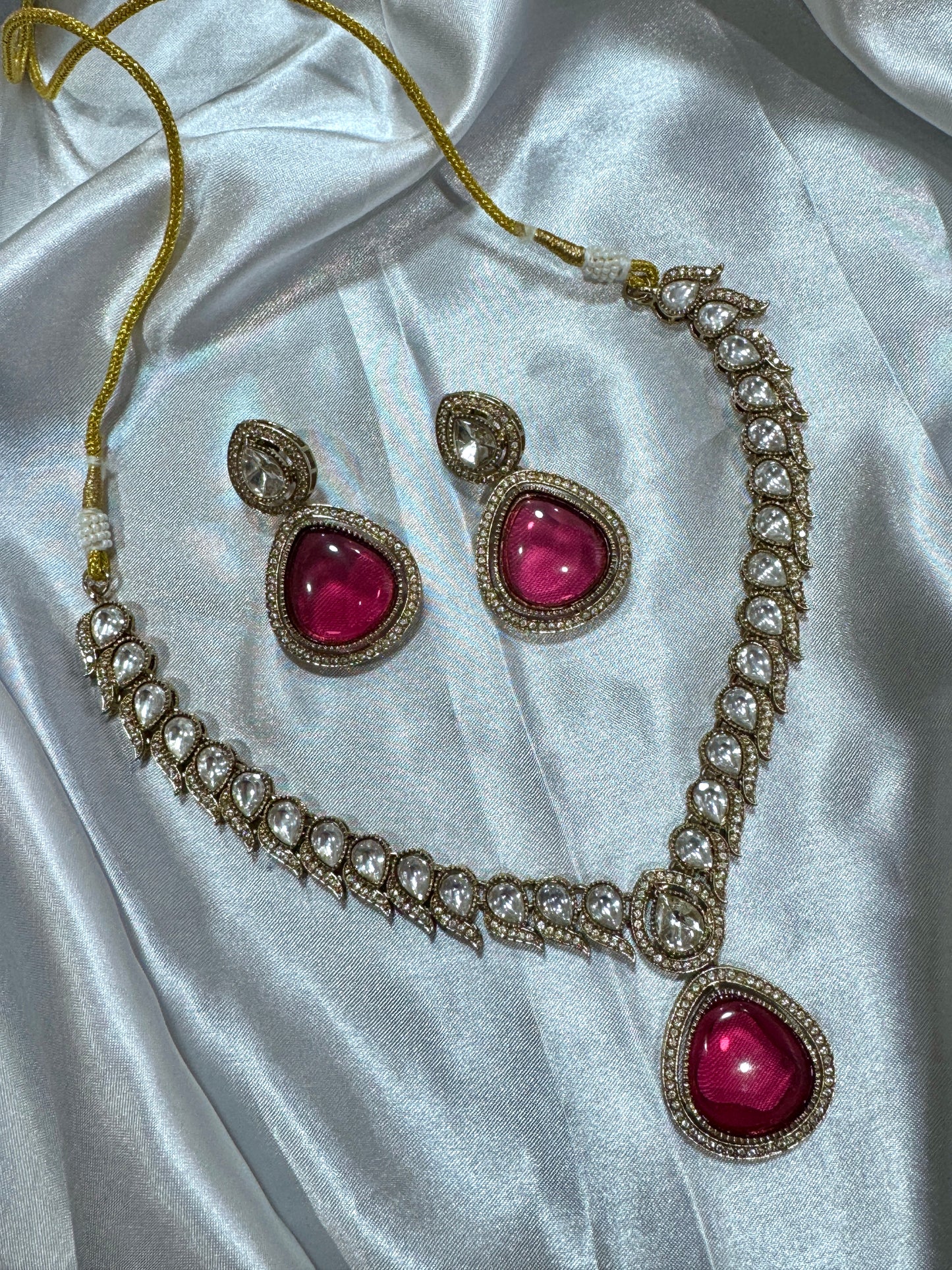 Premium kundan necklace set
