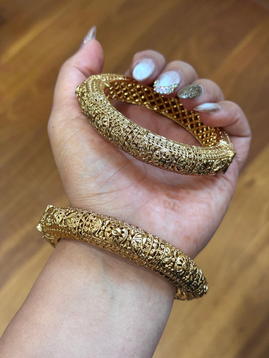 Premium gold look openable kangan