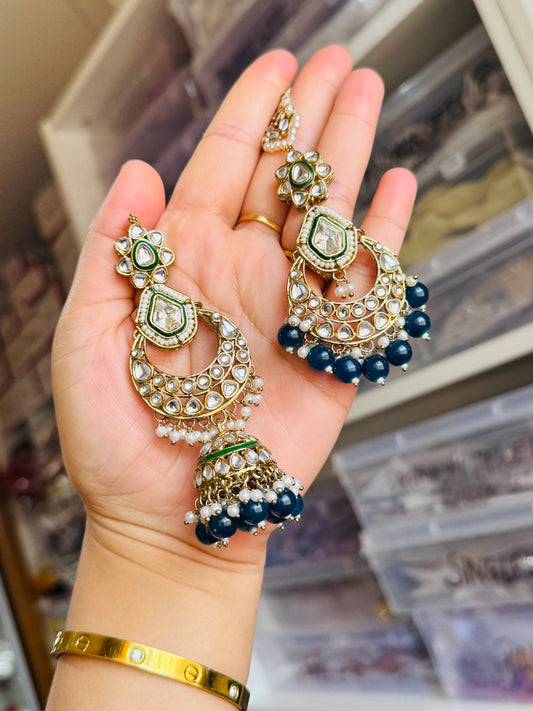 Kundan earrings tikka