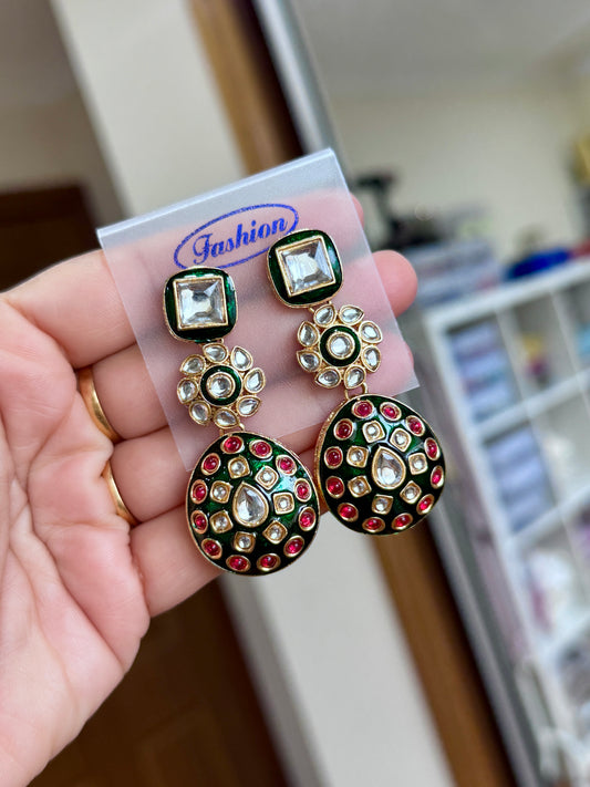 Kundan earrings(Ruby green)