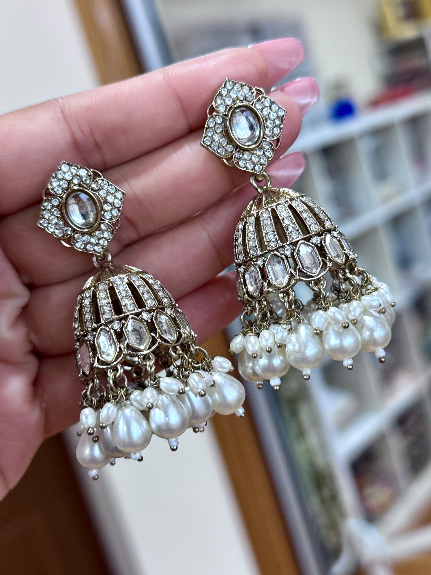 Kundan jhumki