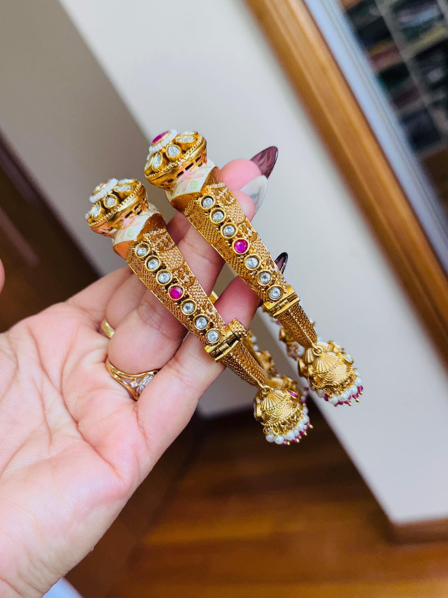 Tyani kundan openable kangan