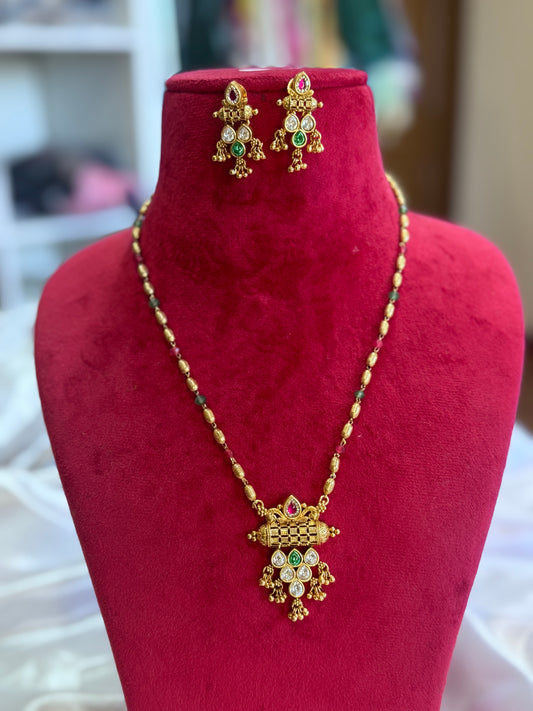 Golden plated necklace set