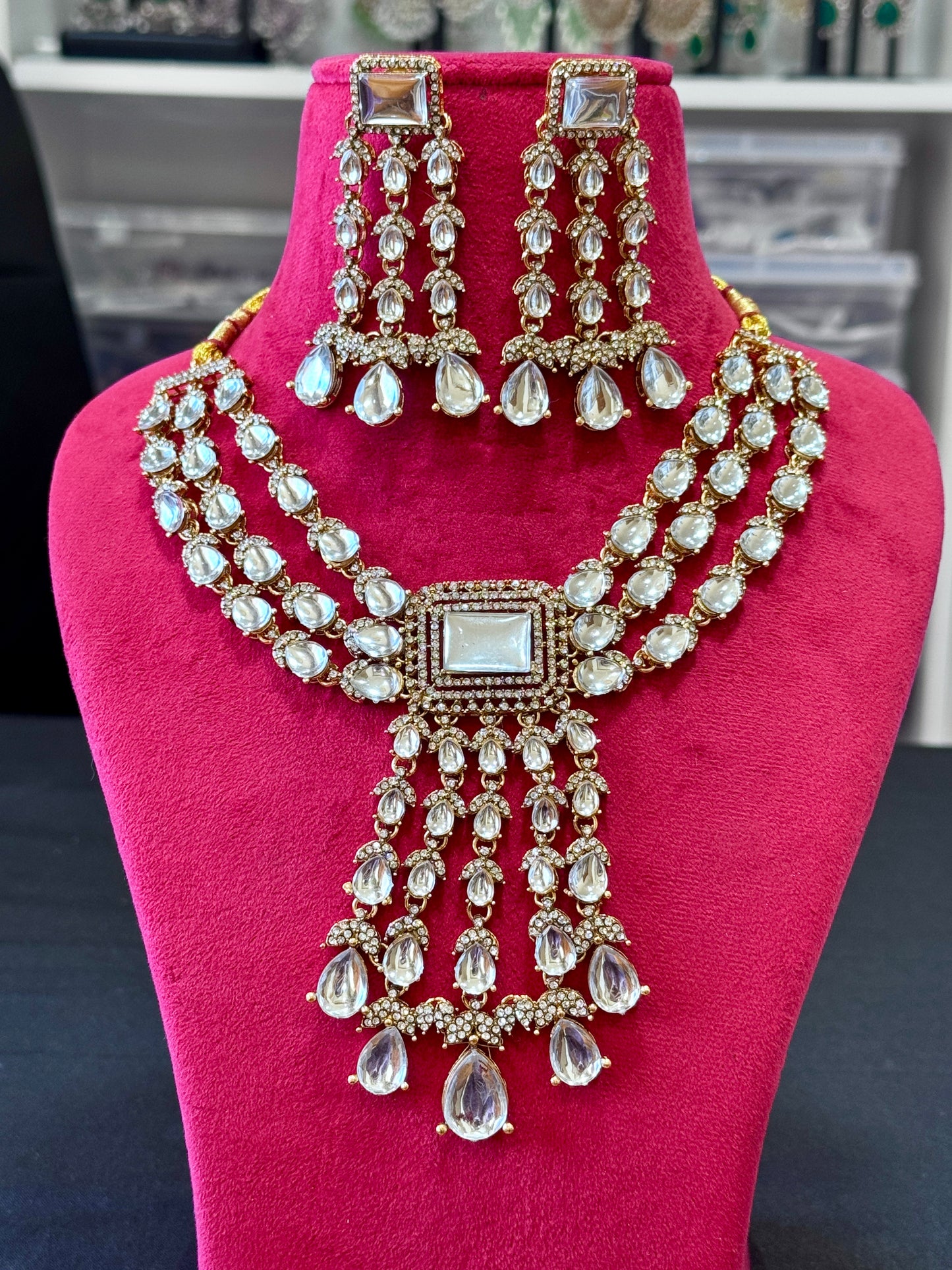 Kundan necklace set