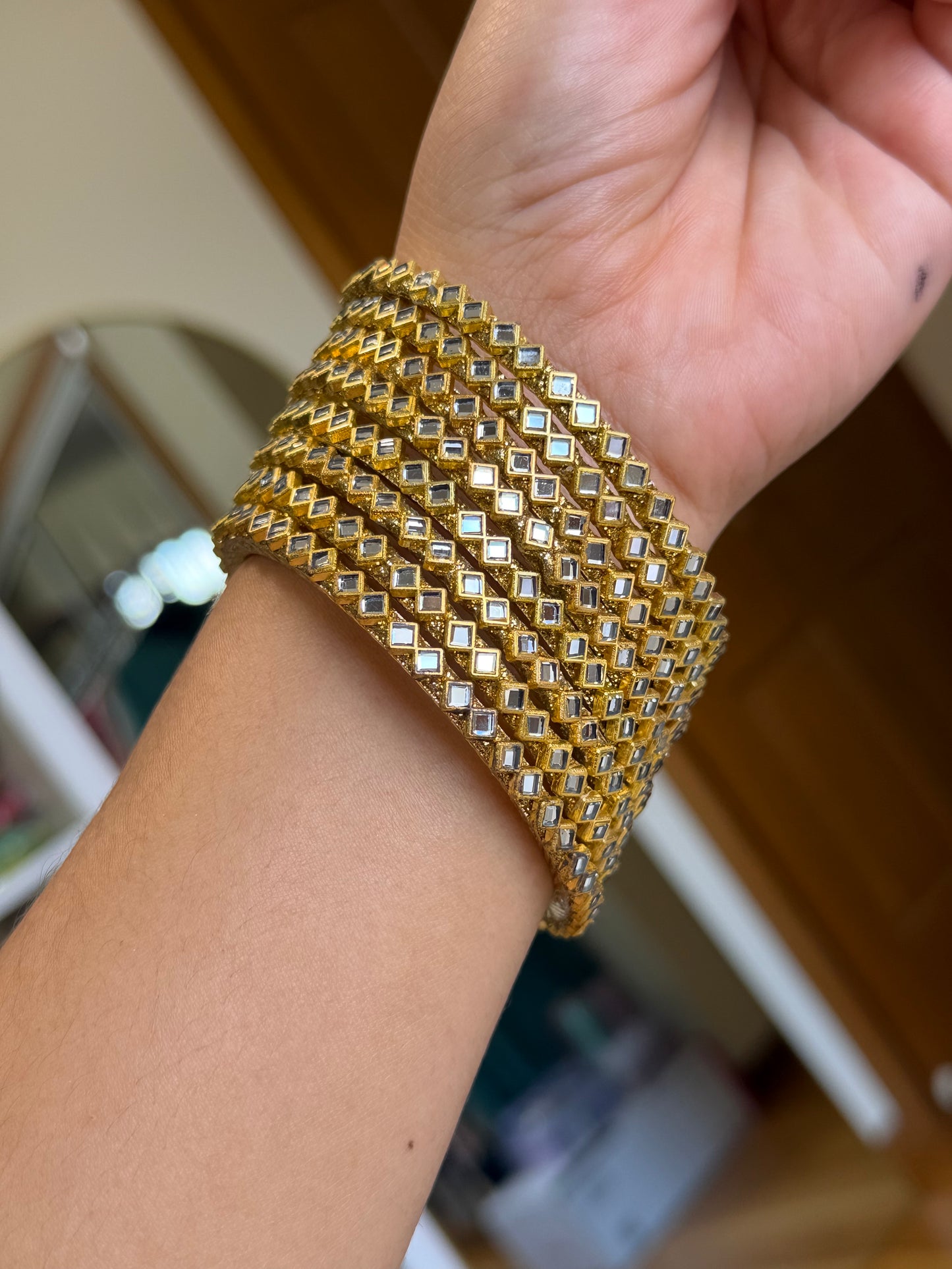 Kundan bangles set