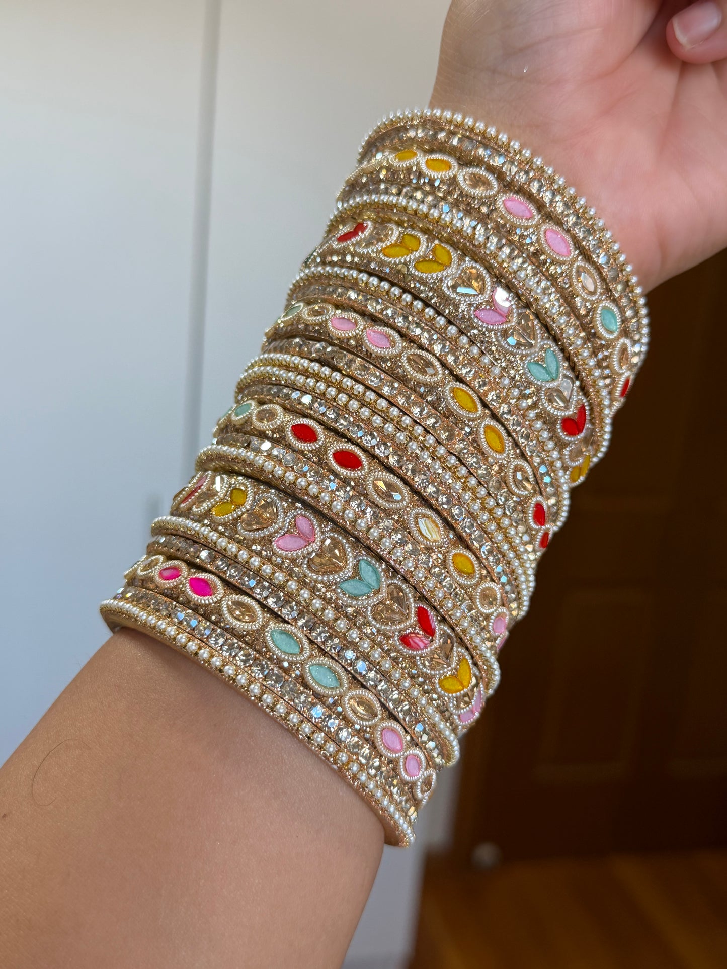 Multi bangles set