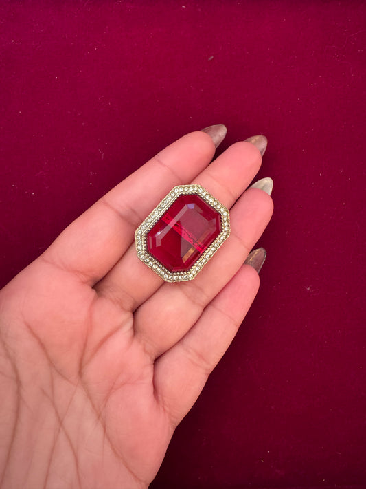 Oversized adjustable ring