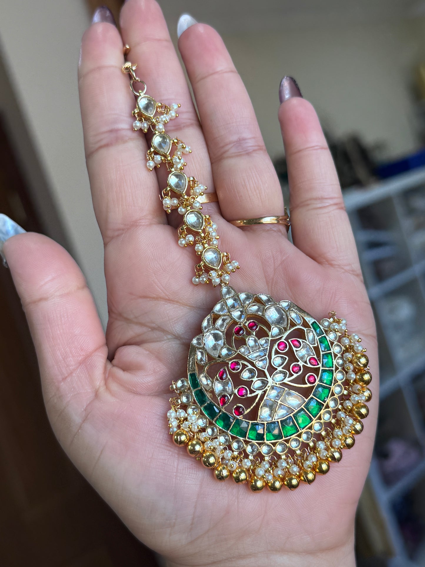 Pachi kundan maang tikka