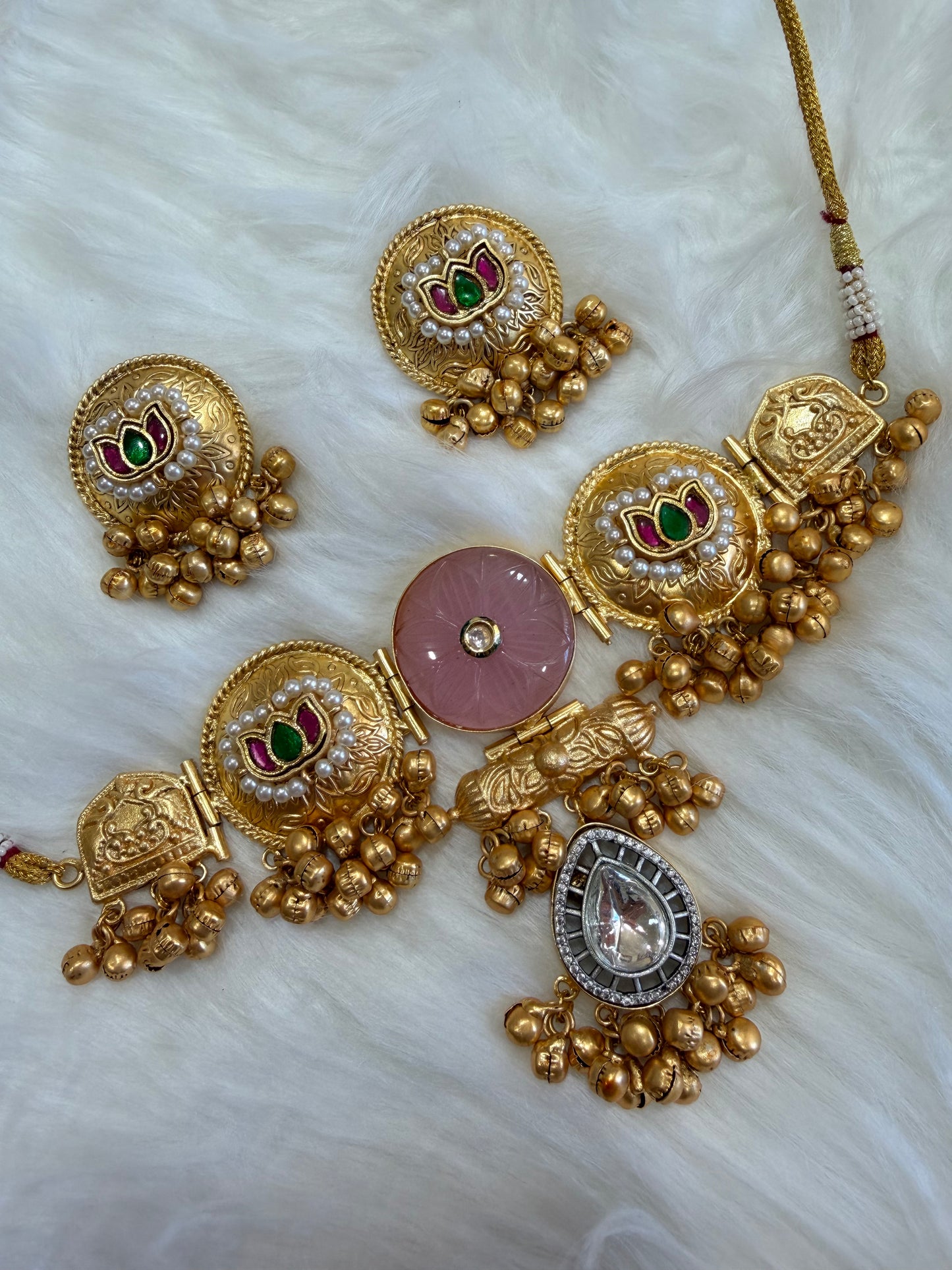 Premium fusion necklace set