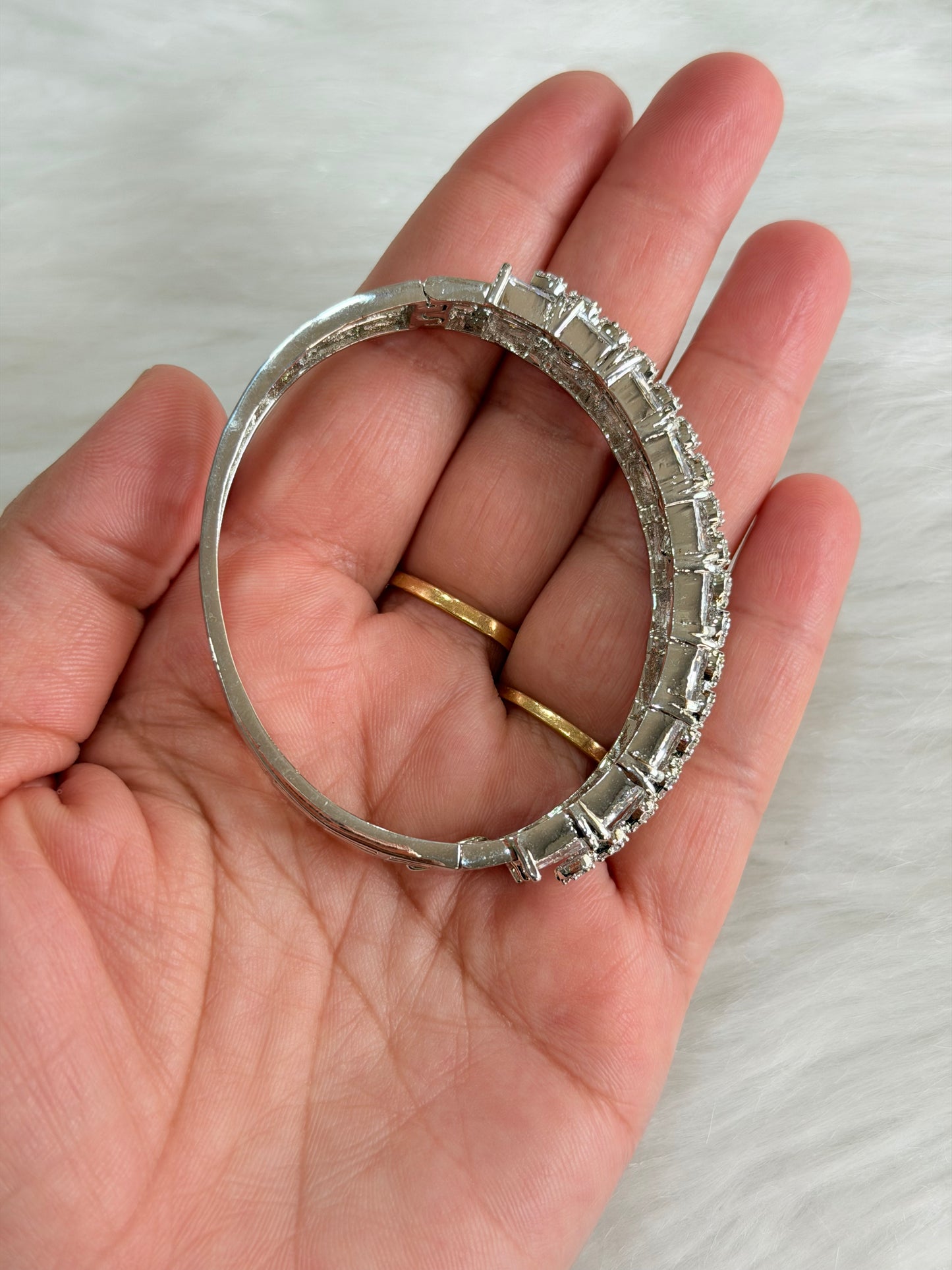 Ad bracelet ( Openable)