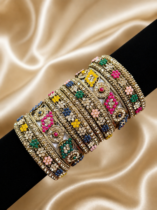 Multi bangles set