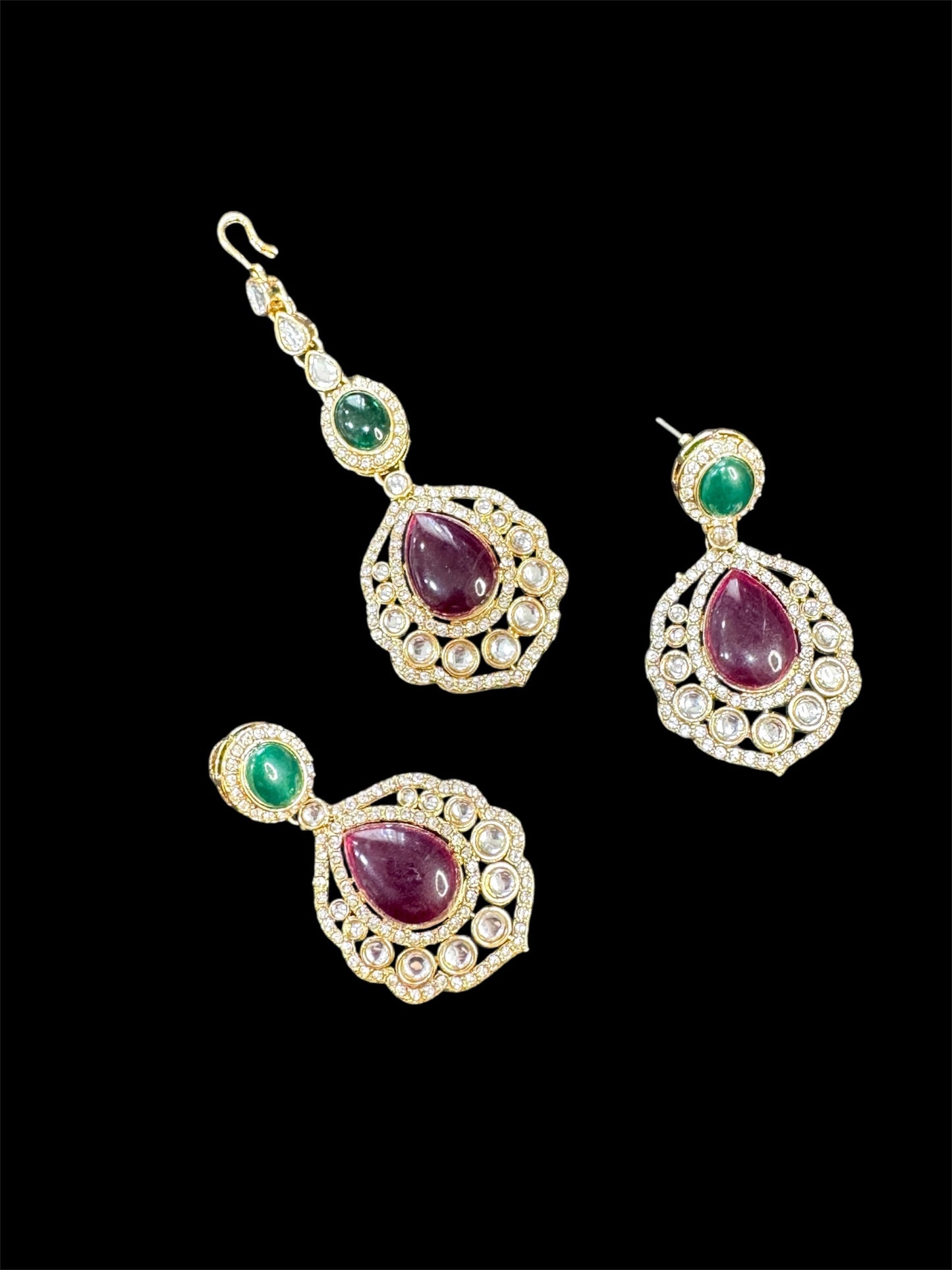 Kundan necklace set(Mehroon with green)