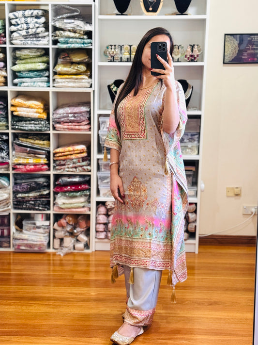 PURE MUSLIN KAFTAN